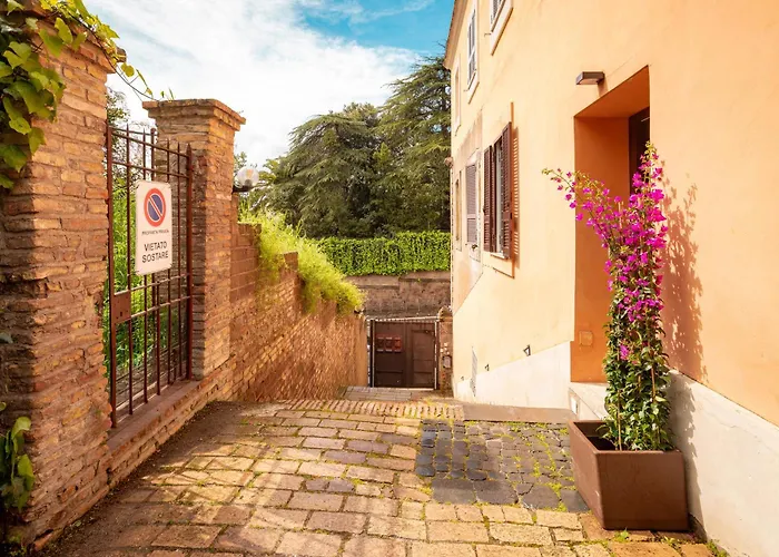 Domus Trionfale 6780 Appartamento *